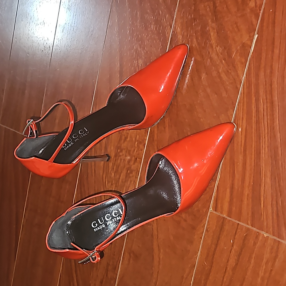 Gucci Orange red patent leather Heels